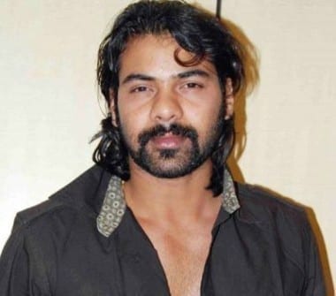 Abhi aka Shabbir Ahluwalia