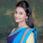 Roop Dhillon original name is Aleeza Khan