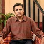 Krishnakant Vasavda a.k.a. Pappa original name is Deepak Gheewala