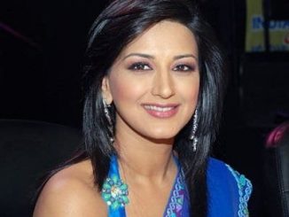 Shobha Sachdev original name is Sonali Bendre