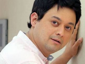 Vinay Chand Parikh original name is Swapnil Joshi
