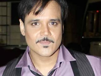 Girish original name is Yash Tonk