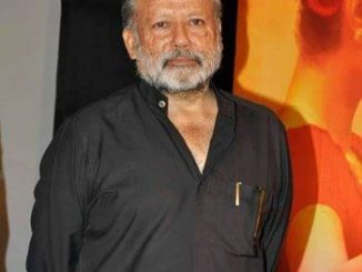 Karamchand original name is Pankaj Kapur