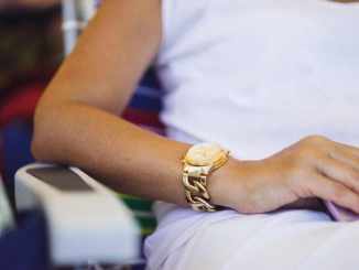 4 Gold Wrist Watches